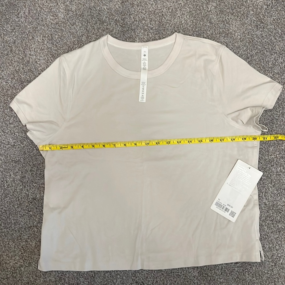 Lululemon classic fit cotton blend tee NWTs
